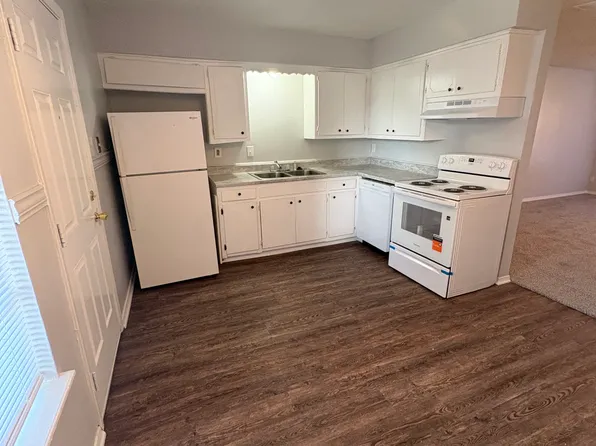 1301 N Eastman Rd #E4, Longview, TX 75601