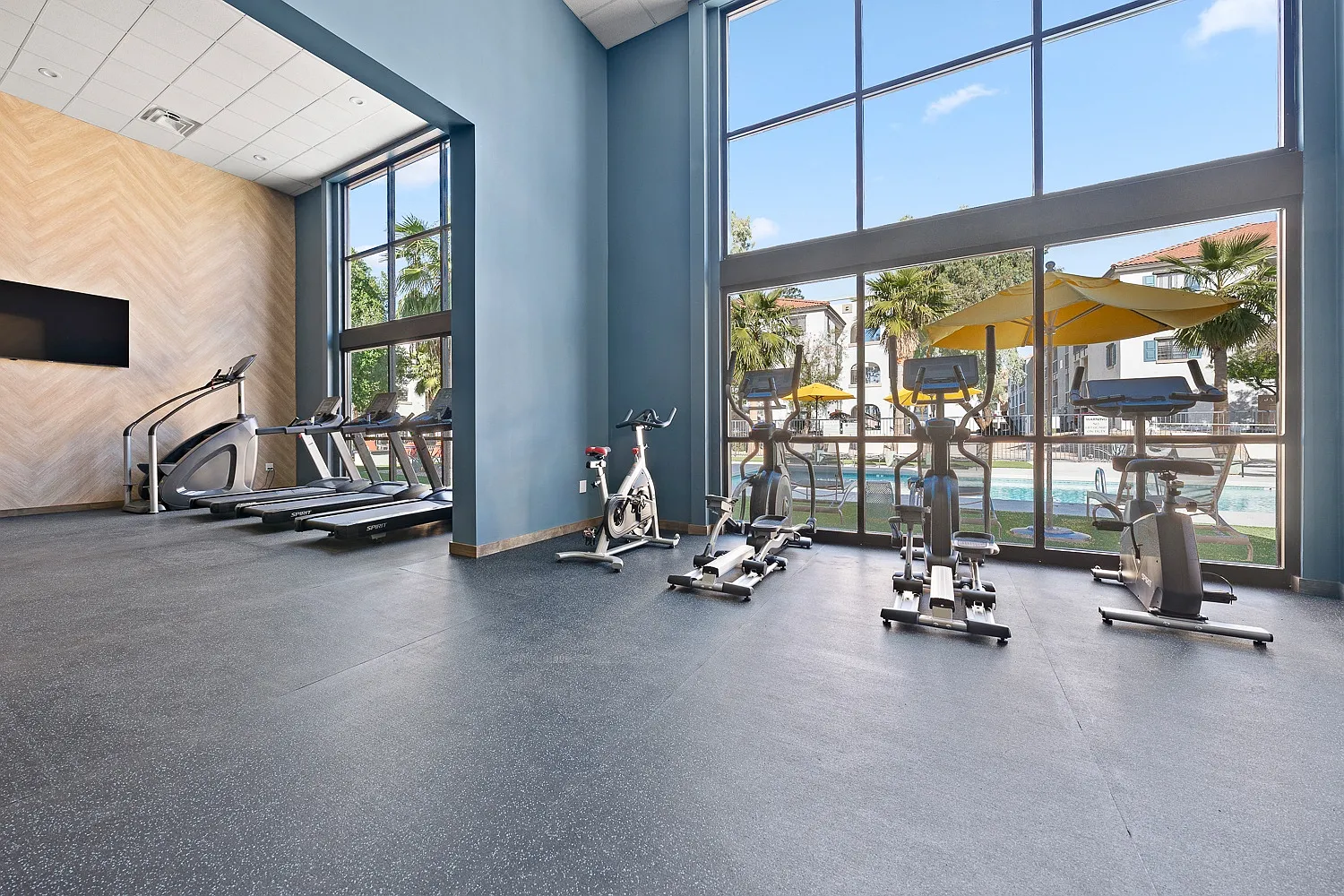 Solas Glendale — Photo 2
