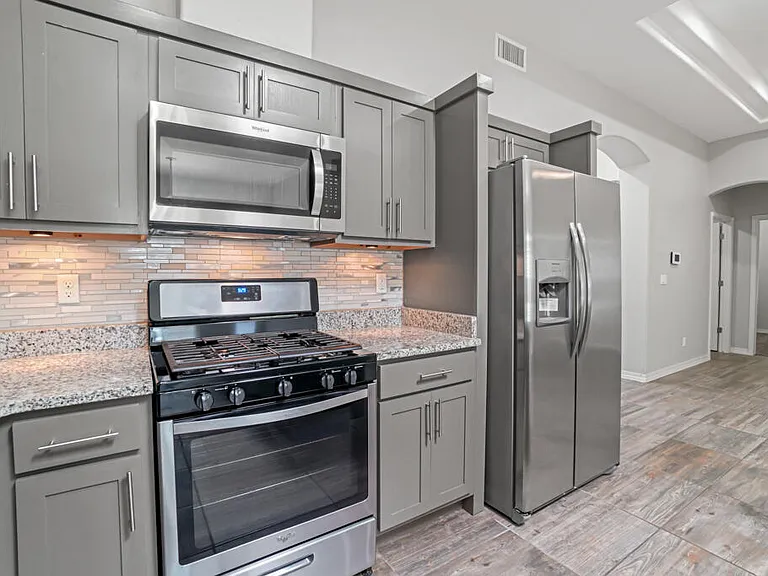 1740 Eased St — Photo 17