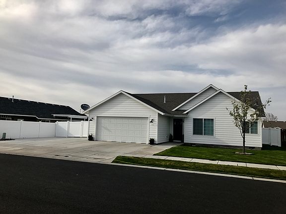 New siding & garage door