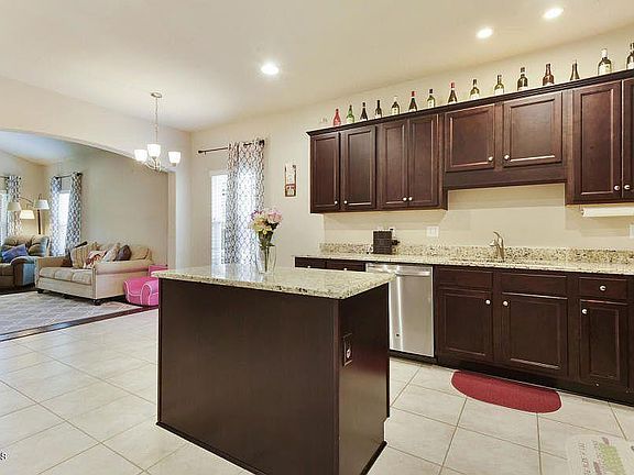 3rd image of 14027 Waterford Cir