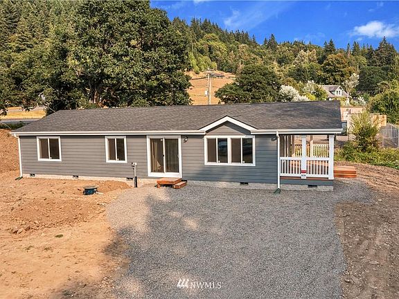 3rd image of 5432 Meeker Dr