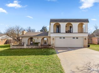 1206 E Sycamore Dr, Burkburnett, TX 76354