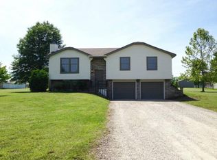 21300 S Briar Rd, Peculiar, MO 64078