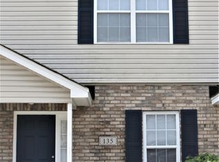 135 Pine Shadow Dr, Goose Creek, SC 29445