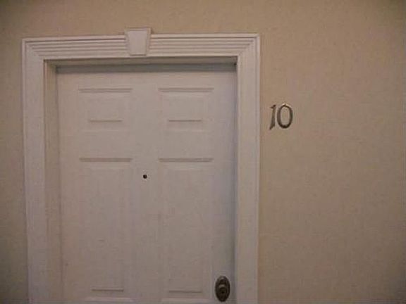 3rd image of 223 Calabria Ave