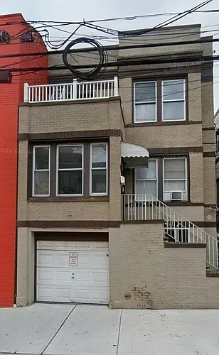 521 67th St #1 Photo 1