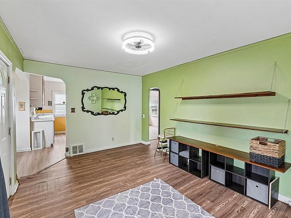4th image of 1538 56th St