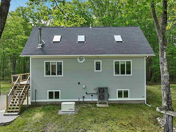 3rd image of 105 Nichols Road