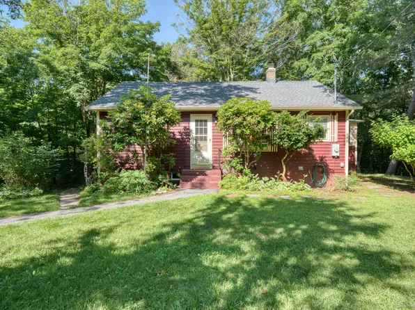 46 Mulberry Road, Mansfield, CT 06250