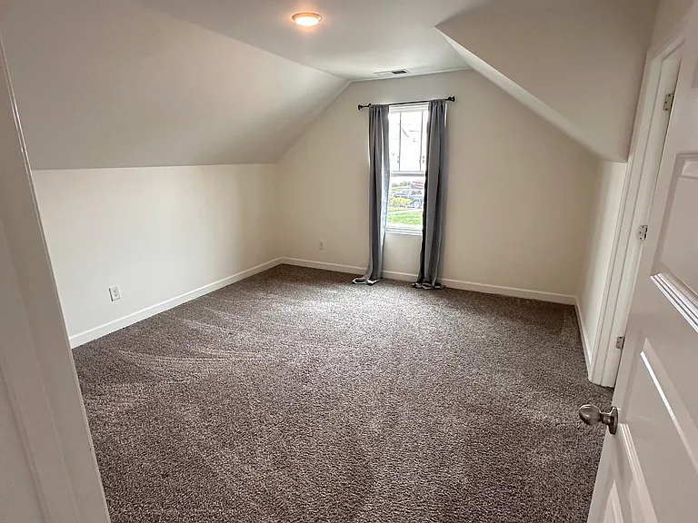 327 Lakeside Park Dr #82 — Photo 30