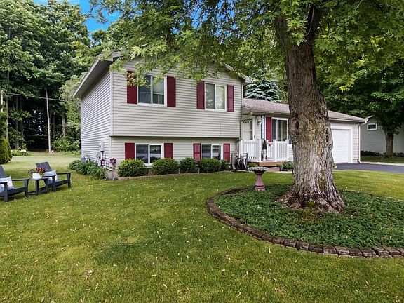 4th image of 1364 Silverwood Dr
