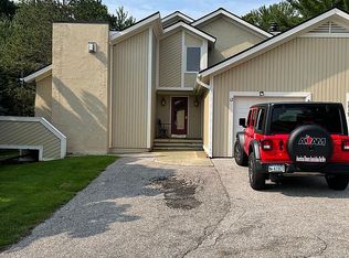 4717 Camelot Dr, Harbor Springs, MI 49740