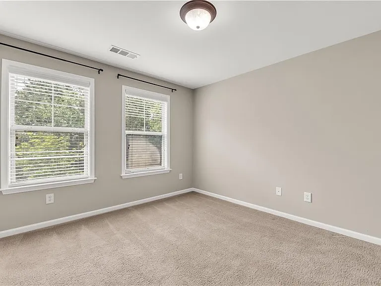 501 Grove Field Ct — Photo 45