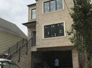 536 42nd St, Union City, NJ 07087