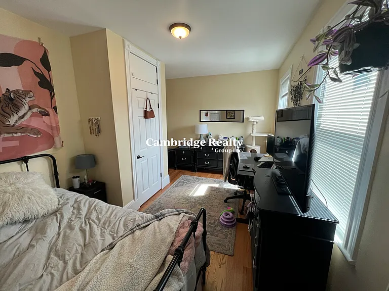 48-50 Lowell St #2T — Photo 25