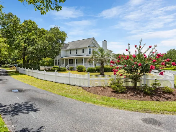 142 Gazebo Court, Wilmington, NC 28409