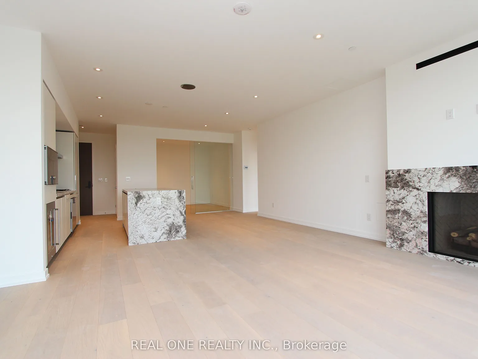 2 bed, $8,000 — Photo 4