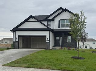 624 Arkansas Ln, Westfield, IN 46074