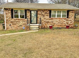 710 W Tahlequah Ave, Sulphur, OK 73086