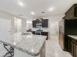 727 Longstreet Dr, Rosenberg, TX 77469