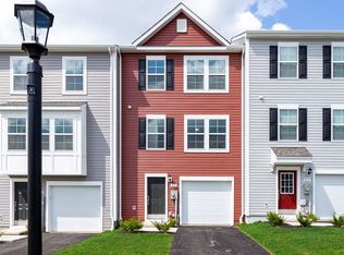 138 Holstein Dr, Hanover, PA 17331