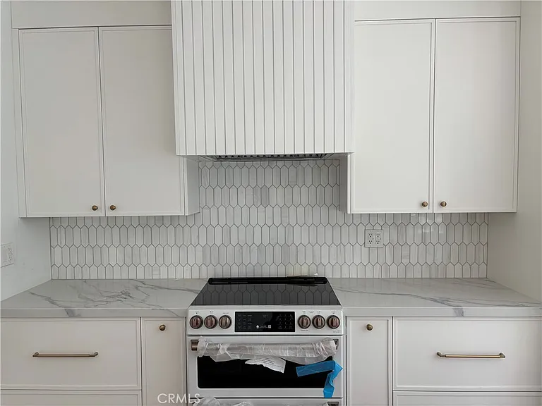 4832 La Canada Blvd — Photo 7