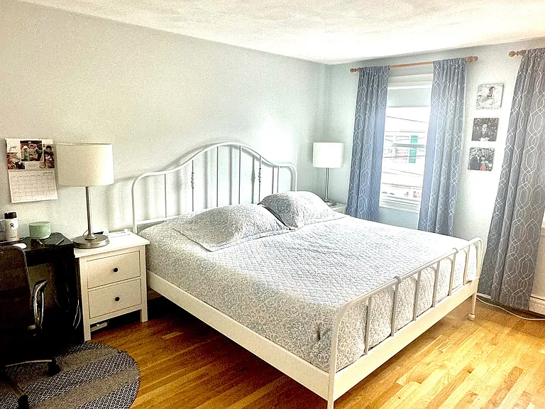 28 Evergreen Ave #28 — Photo 2