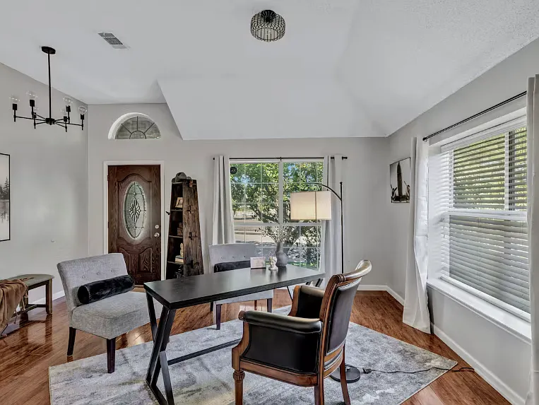 Valley View Dr, Lewisville — Photo 3