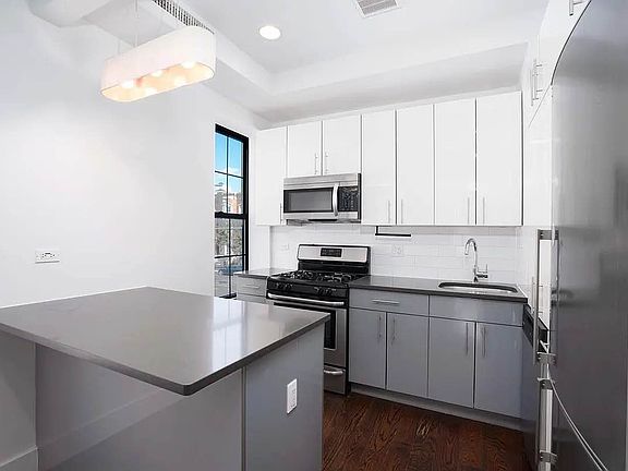 5th image of 489 Washington Ave #3E