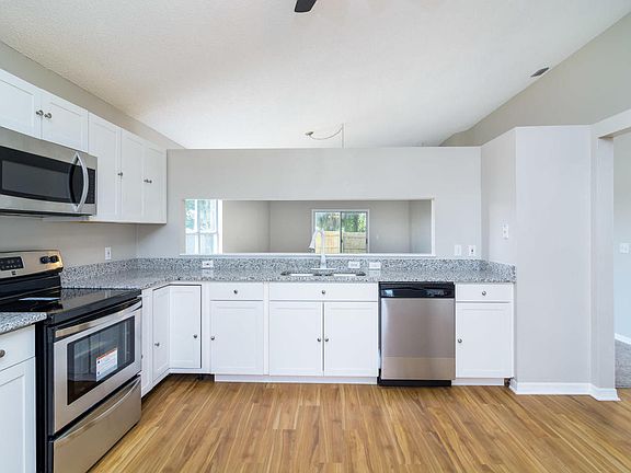 3rd image of 2101 Grand Teton Blvd