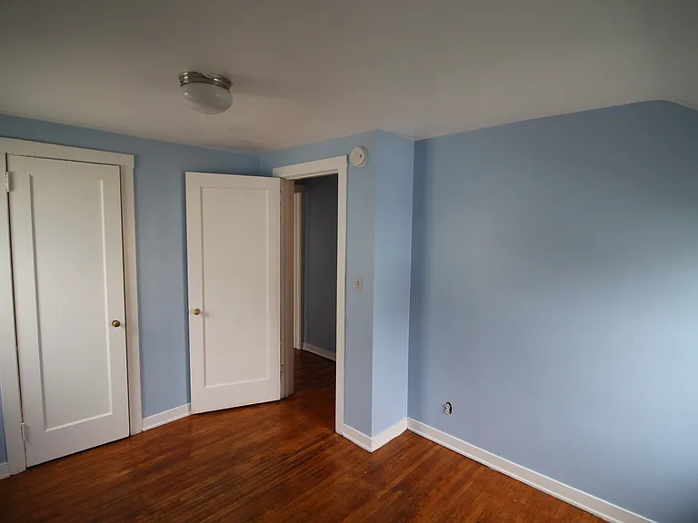 205 Mayville Ave — Photo 9