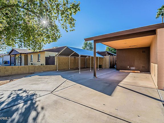 4th image of 1601 W Rockwood Dr