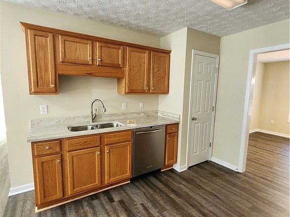 4th image of 227 Creekdale Drive