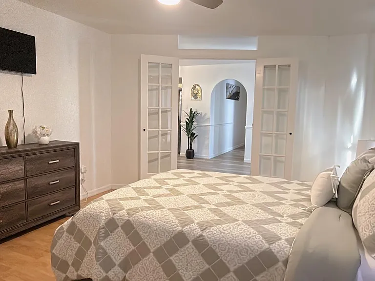 6237 Spring Hill Dr — Photo 10