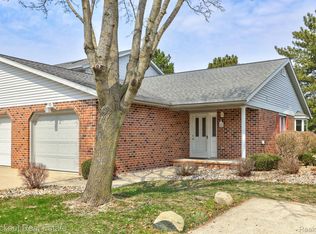 2 Wilshire Dr, Frankenmuth, MI