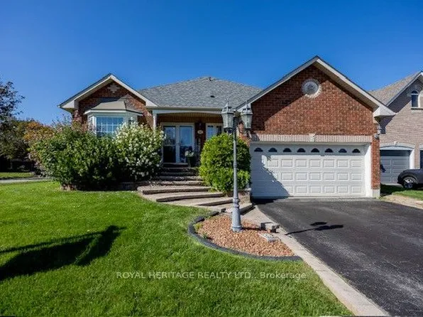 13 McGregor Dr, Ajax, ON L1T 3W8