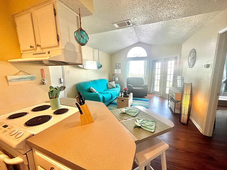 14721 Whitecap Blvd #381 — Photo 4