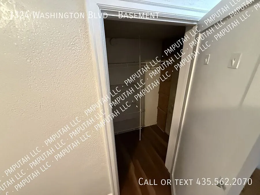 Charming 2 Bed / 1 Bath Basement Apartment on Washington Blvd Ogden — Photo 4