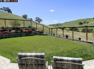 901 Dawnview Ct, Concord, CA 94521