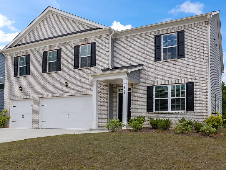 2725 Piper Dr — Photo 5
