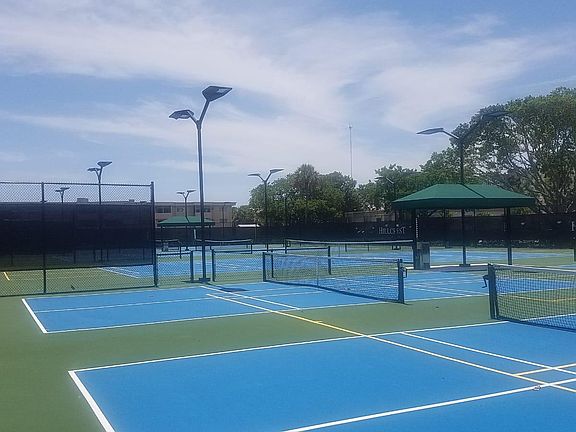 Tennis court