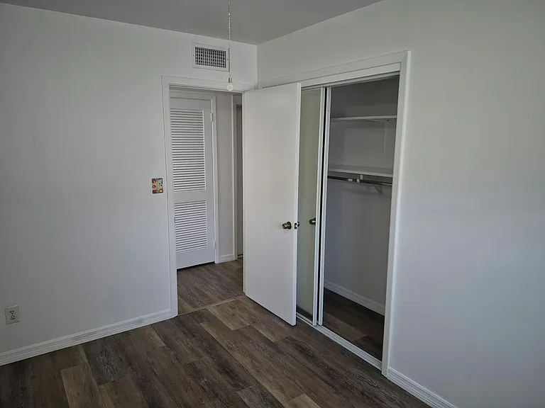 7709 W Hanna Ave #A — Photo 8