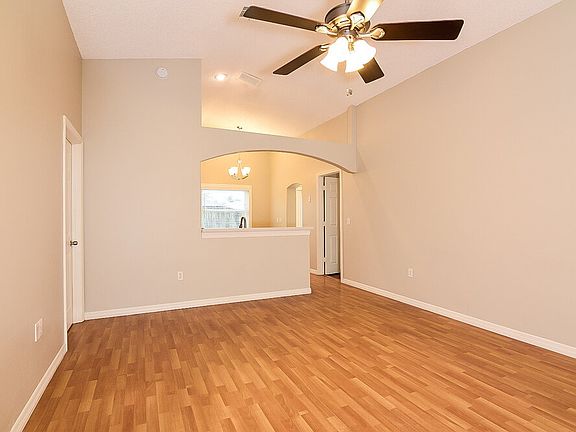 2nd image of 2914 Summer Winds Cir