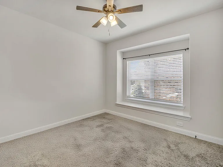 127 Mint Marigold Dr — Photo 8