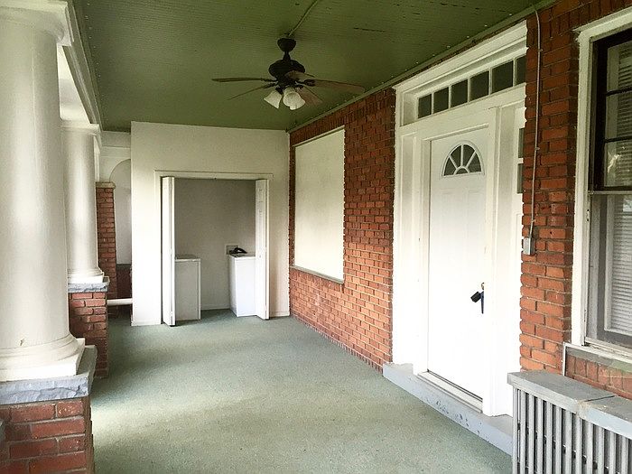 1st image of 156 Dupont Cir APT 1