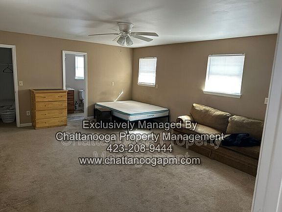 4th image of 1006 Floyd Dr