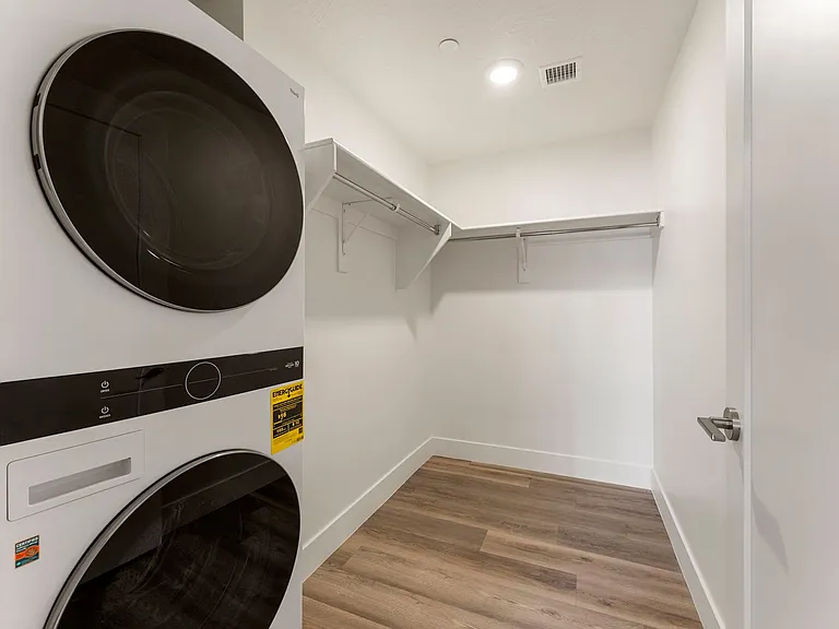 Brand New Modern Apartments at Ascesa — Photo 4