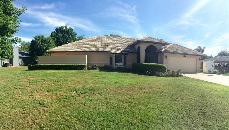 1st image of 2760 Lake Pierce Dr