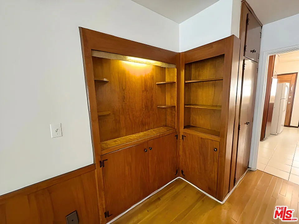 1 bed, 1.0 bath, $2,750 — Photo 3